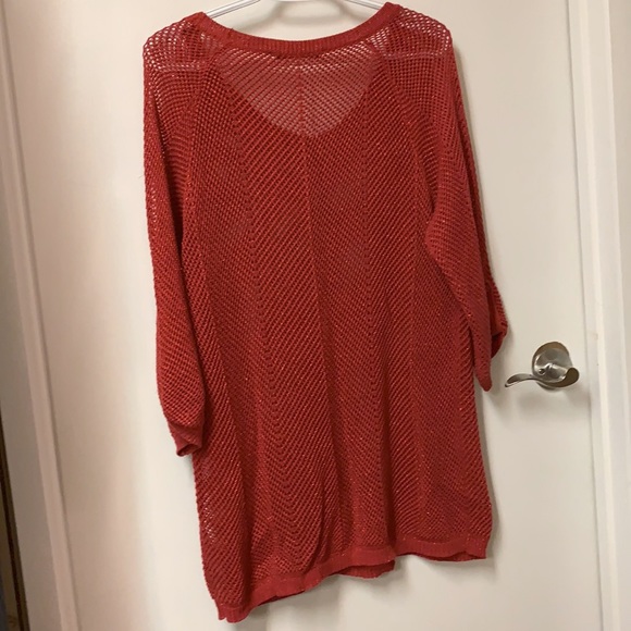 Peter Nygard Sweater - Picture 2 of 7